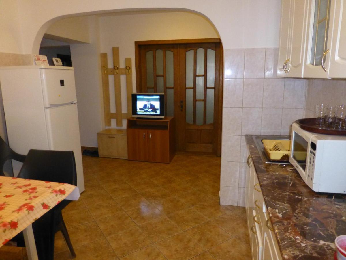 Apartament Zippi Republicii Rhbm Baia Mare Habitación foto